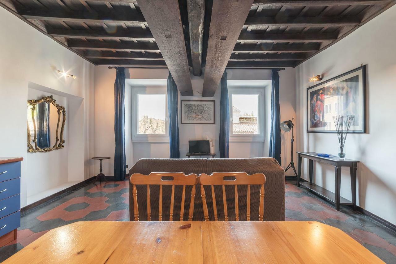 Colosseo & San Clemente Cozy Flat Рим Екстер'єр фото
